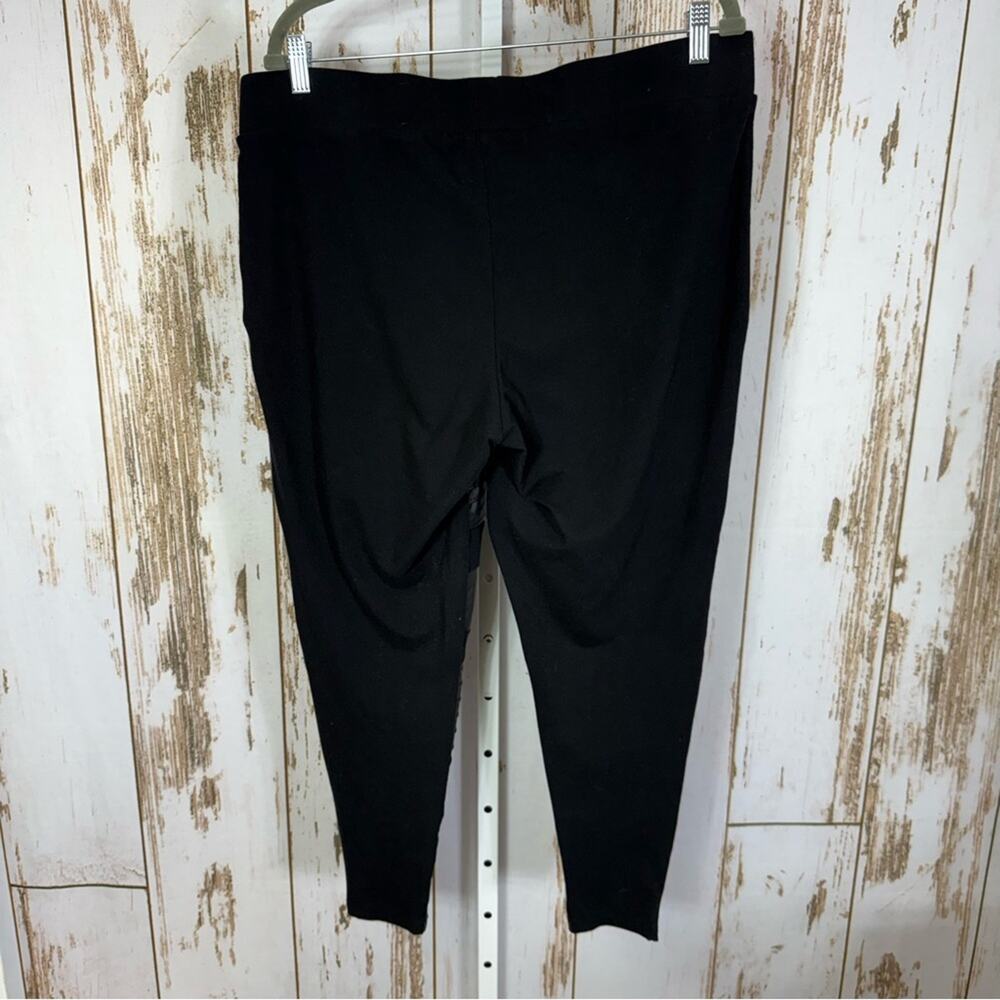 Torrid, Black Moto Style with Faux Leather Leggings. Size 3X. Excellent cond! - Picture 4 of 6